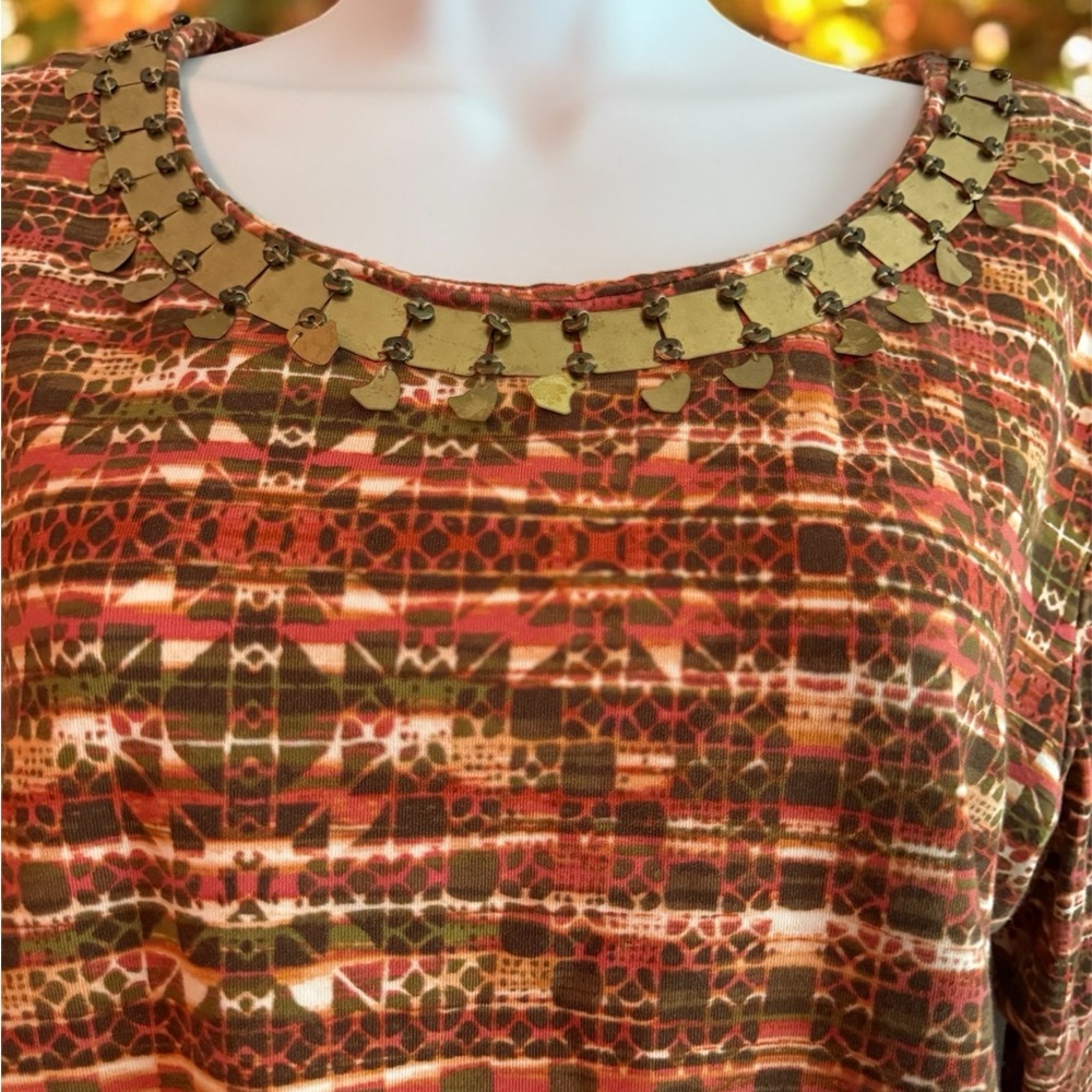 🔥2/$24 or 3/$30🔥 Ruby Red- Women's Multicolor Patterned Top with Gold Accents - Picture 2 of 6